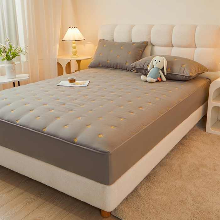 91家纺网 家纺一手货源 找家纺 （总）纤雅床笠 2024新款生姜艾草蝴蝶刺绣床笠