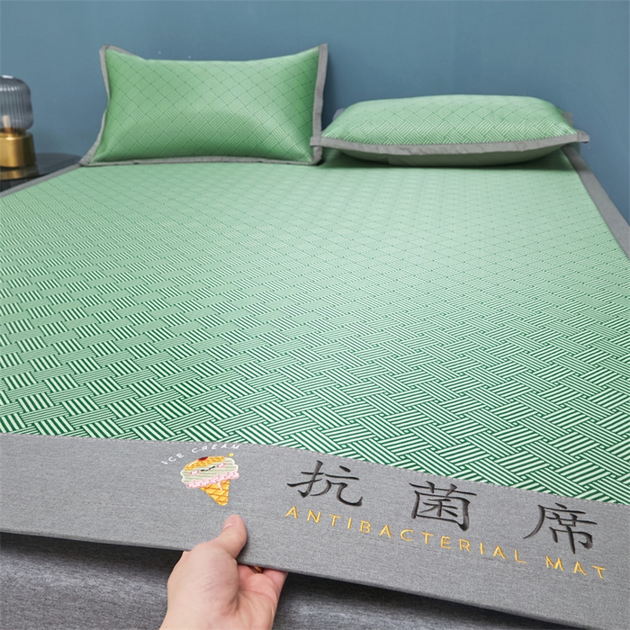 91家纺网 家纺一手货源 找家纺 鑫姿席业 2025新款抗菌冰激凌凉感丝冰丝席系列 冰激凌-水绿
