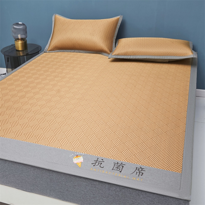 91家纺网 家纺一手货源 找家纺 鑫姿席业 2025新款抗菌冰激凌凉感丝冰丝席系列 冰激凌-咖色