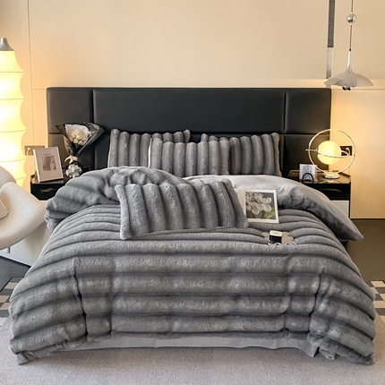 91家纺网 家纺一手货源 找家纺 爱家（原缔乐家纺） 2023新款皮草绒保暖四件套 高雅灰