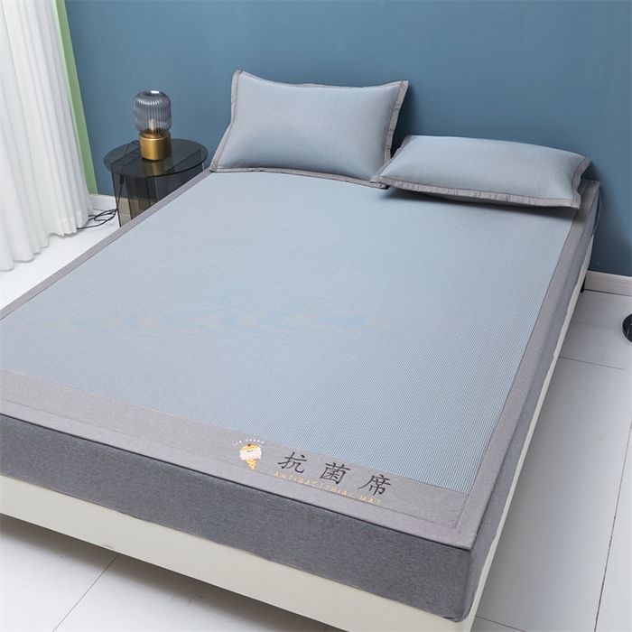 91家纺网 家纺一手货源 找家纺 鑫姿席业 2025新款抗菌冰激凌凉感丝冰丝席系列 冰激凌-浅蓝