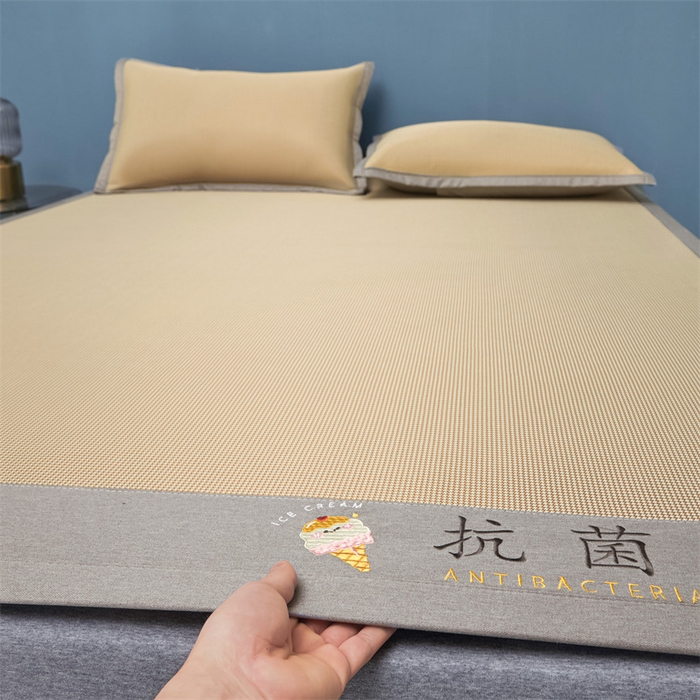 91家纺网 家纺一手货源 找家纺 鑫姿席业 2025新款抗菌冰激凌凉感丝冰丝席系列 冰激凌-奶咖