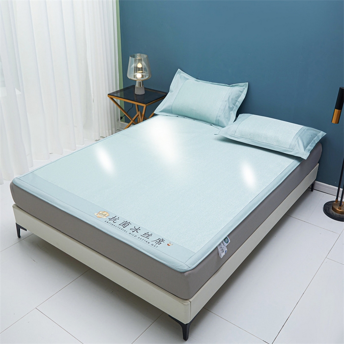 91家纺网 家纺一手货源 找家纺 鑫姿席业 2025新款5A抗菌冰丝凉席系列 云水绿（床笠款）