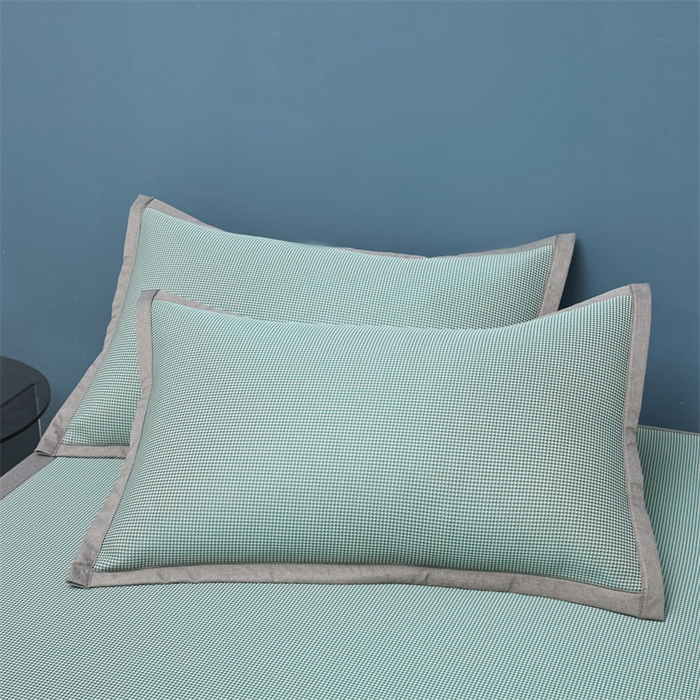 91家纺网 家纺一手货源 找家纺 鑫姿席业 2025新款抗菌冰激凌凉感丝冰丝席系列 冰激凌-淡绿