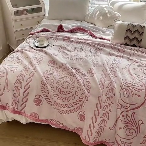 91家纺网 家纺一手货源 找家纺 来菲毛毯 2025新款阳离子剪花复合毛毯 粉色