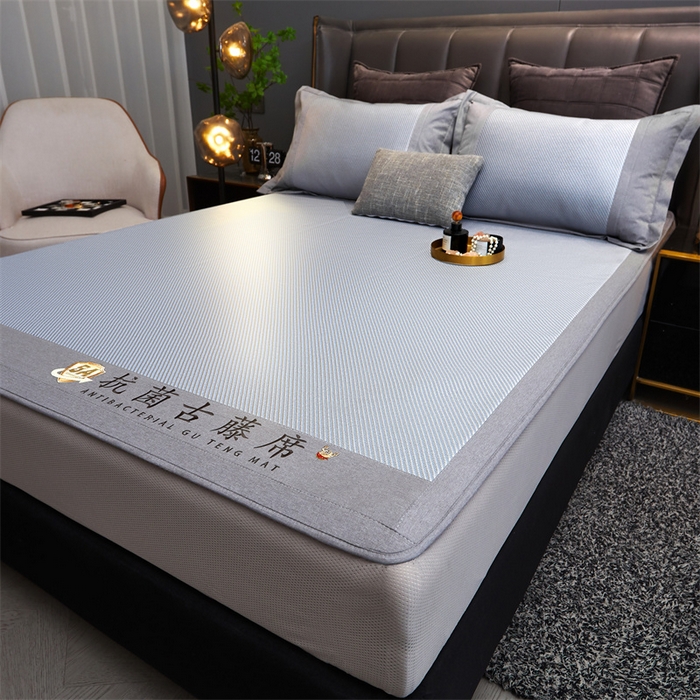 91家纺网 家纺一手货源 找家纺 鑫姿席业 2025新款抗菌古藤席床笠款系列 蓝灰(床笠款）