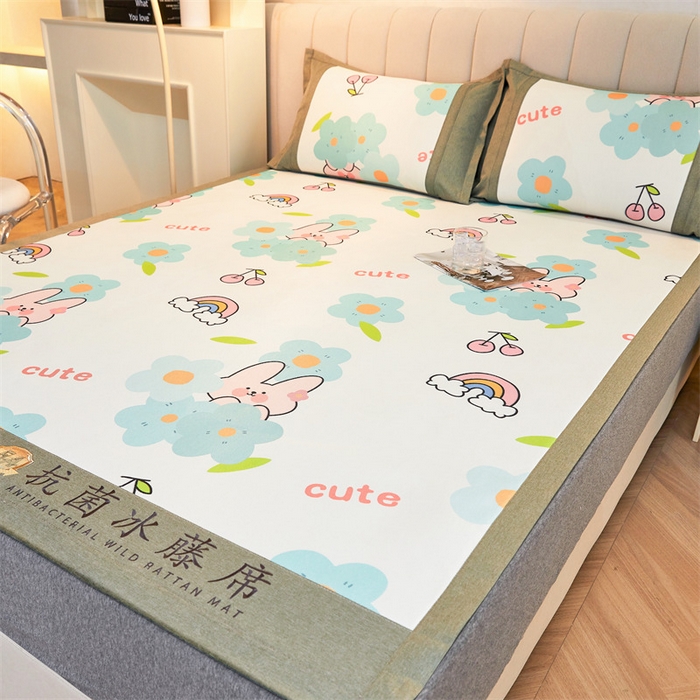 91家纺网 家纺一手货源 找家纺 鑫姿席业 2025新款A类抗菌冰藤席 花与兔子-1