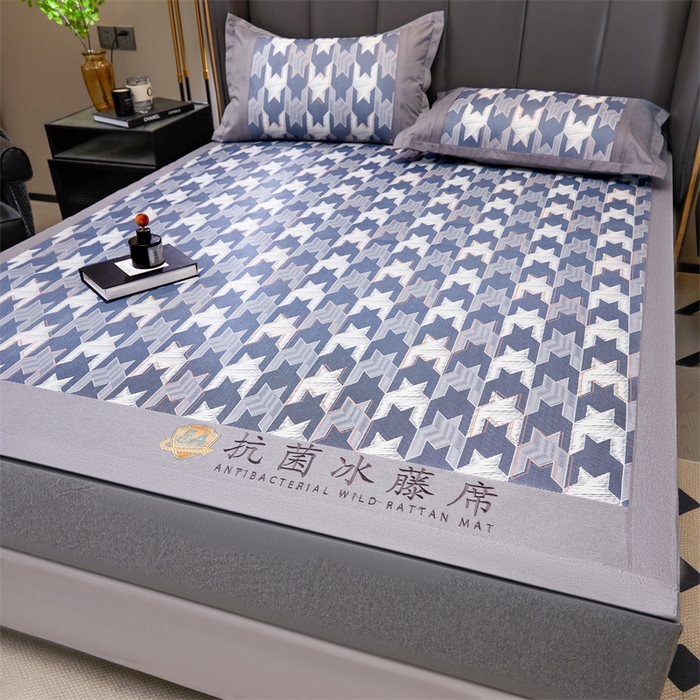 91家纺网 家纺一手货源 找家纺 鑫姿席业 2025新款A类抗菌冰藤席 歌本哈根-蓝