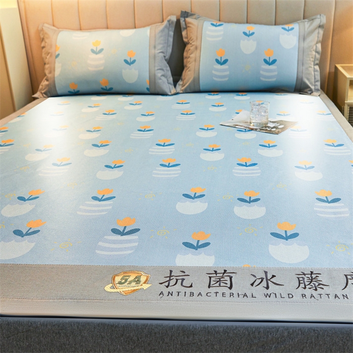 91家纺网 家纺一手货源 找家纺 鑫姿席业 2025新款A类抗菌冰藤席 花丛集