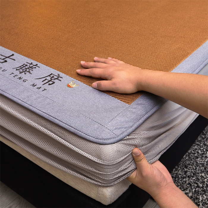 91家纺网 家纺一手货源 找家纺 鑫姿席业 2025新款抗菌古藤席床笠款系列 古韵咖(床笠款）