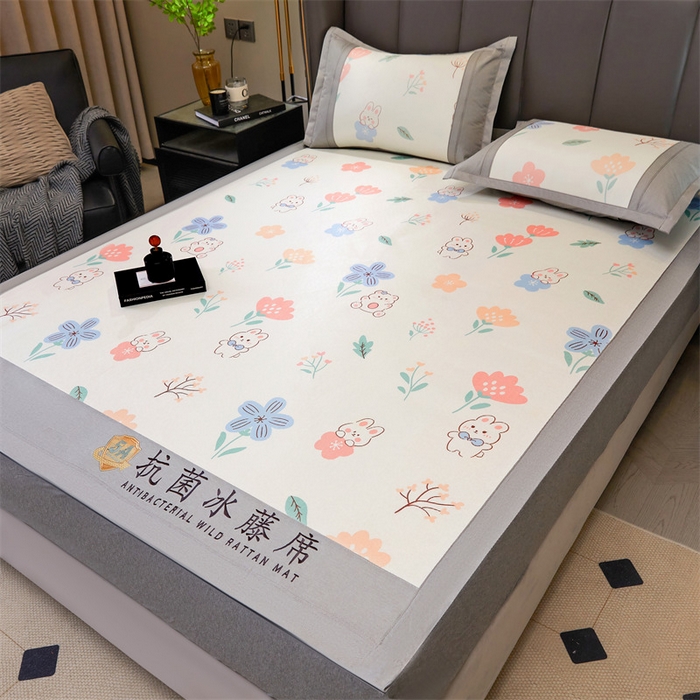 91家纺网 家纺一手货源 找家纺 鑫姿席业 2025新款A类抗菌冰藤席 花园兔-1