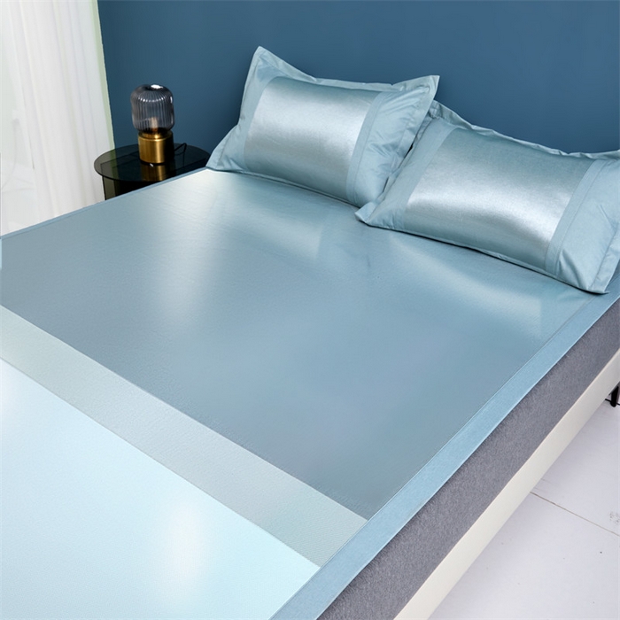 91家纺网 家纺一手货源 找家纺 鑫姿席业 2025新款5A抗菌冰藤席（渐变）床单款系列 倾城蓝