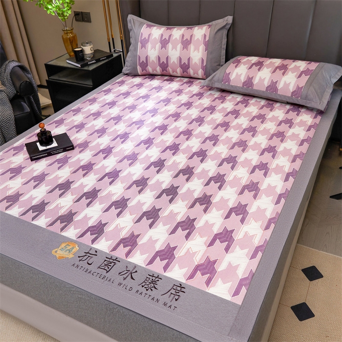 91家纺网 家纺一手货源 找家纺 鑫姿席业 2025新款A类抗菌冰藤席 歌本哈根-紫