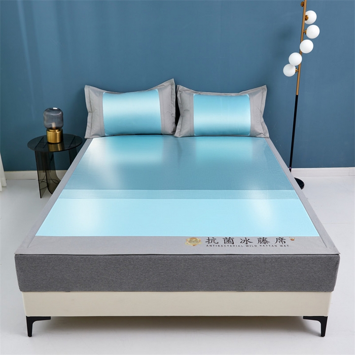91家纺网 家纺一手货源 找家纺 鑫姿席业 2025新款5A抗菌冰藤席（渐变）床单款系列 宝石蓝