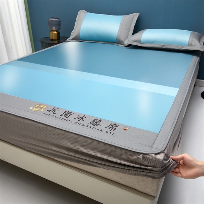 91家纺网 家纺一手货源 找家纺 鑫姿席业 2025新款5A抗菌冰藤席（渐变）床笠款系列 宝石蓝
