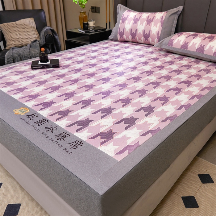 91家纺网 家纺一手货源 找家纺 鑫姿席业 2025新款A类抗菌冰藤席 歌本哈根-紫