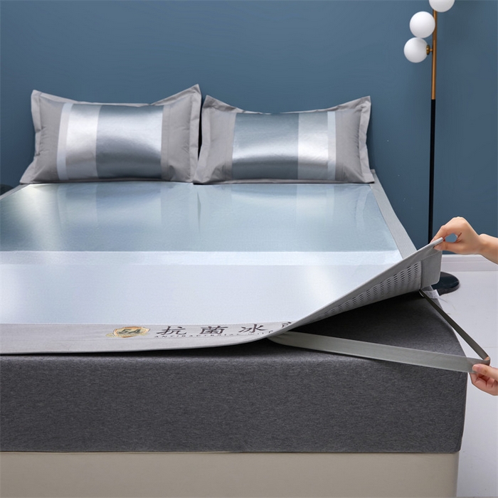 91家纺网 家纺一手货源 找家纺 鑫姿席业 2025新款5A抗菌冰藤席（渐变）床单款系列 黛蓝灰