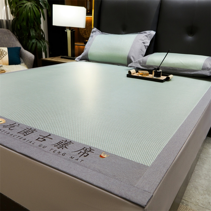 91家纺网 家纺一手货源 找家纺 鑫姿席业 2025新款抗菌古藤席床单款系列 松柏绿