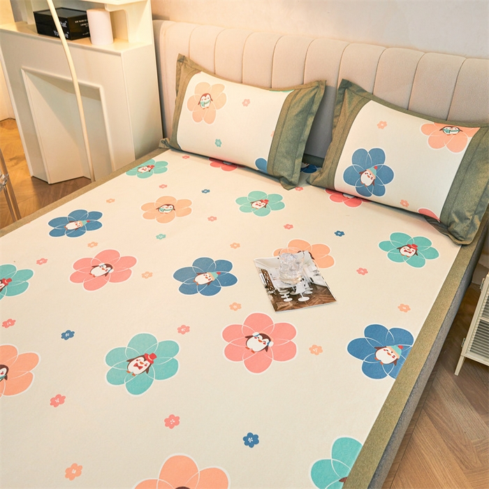 91家纺网 家纺一手货源 找家纺 鑫姿席业 2025新款A类抗菌冰藤席 企鹅与花-1