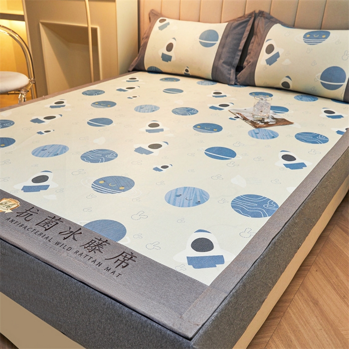 91家纺网 家纺一手货源 找家纺 鑫姿席业 2025新款A类抗菌冰藤席 蓝色太空