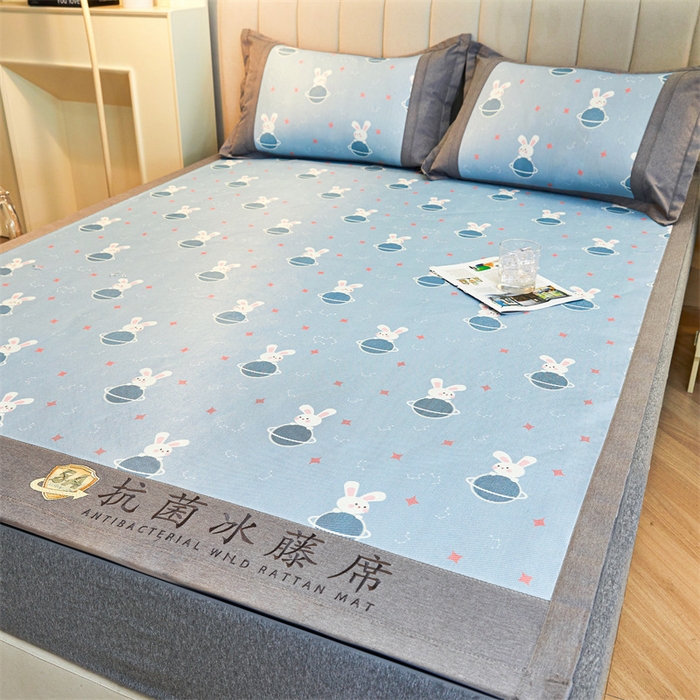 91家纺网 家纺一手货源 找家纺 鑫姿席业 2025新款A类抗菌冰藤席 星球兔