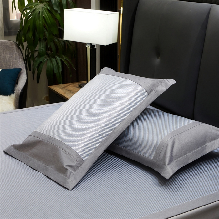 91家纺网 家纺一手货源 找家纺 鑫姿席业 2025新款抗菌古藤席床单款系列 蓝灰