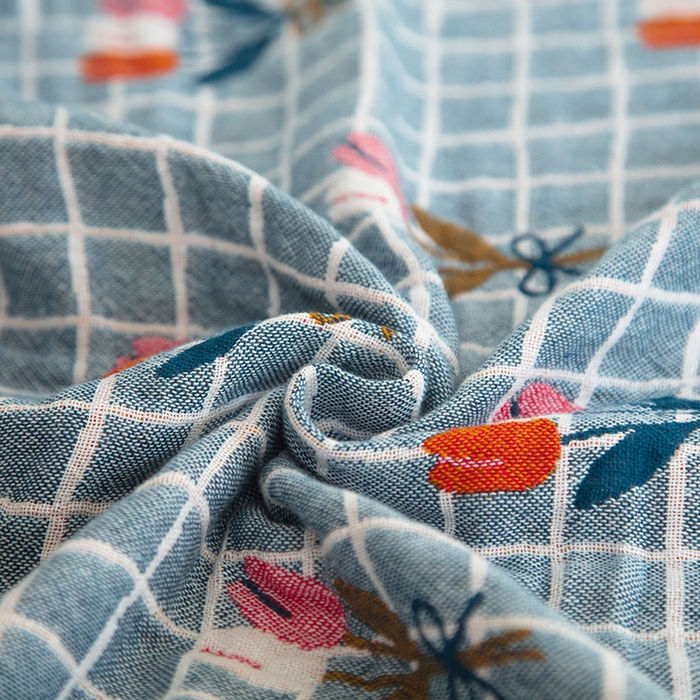 91家纺网 家纺一手货源 找家纺 雯雨家纺 2023新款全棉卡通系列纱布浴巾 碎花物语-兰