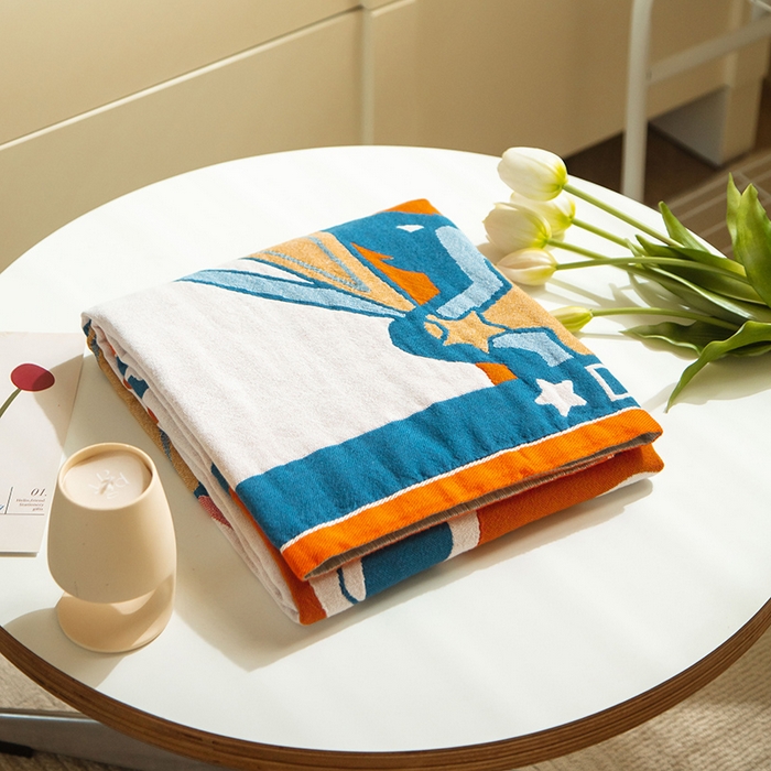 91家纺网 家纺一手货源 找家纺 雯雨家纺 2023新款全棉卡通系列纱布浴巾 星空兔-桔