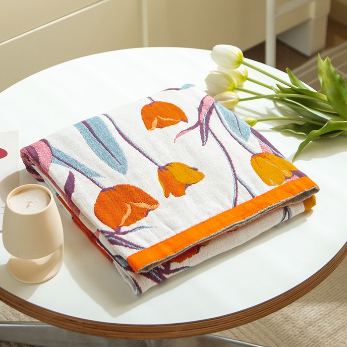 91家纺网 家纺一手货源 找家纺 雯雨家纺 2023新款全棉卡通系列纱布浴巾 百合