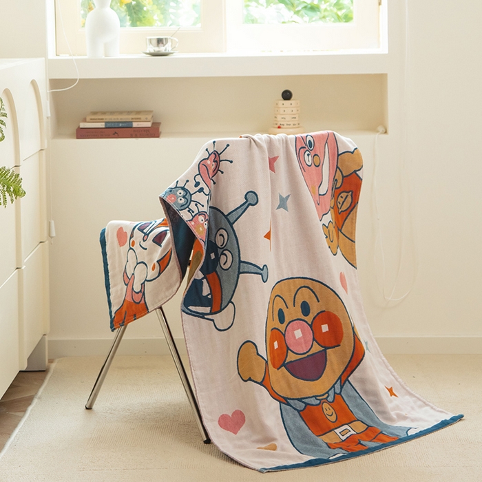 91家纺网 家纺一手货源 找家纺 雯雨家纺 2023新款全棉卡通系列纱布浴巾 面包超人-白