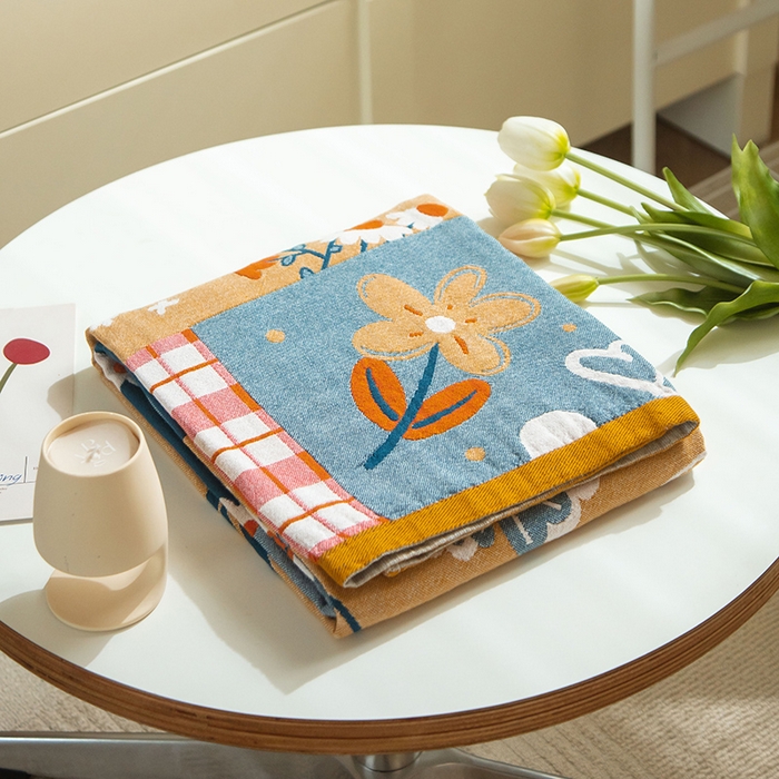 91家纺网 家纺一手货源 找家纺 雯雨家纺 2023新款全棉卡通系列纱布浴巾 田园清风