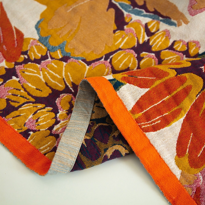 91家纺网 家纺一手货源 找家纺 雯雨家纺 2023新款全棉卡通系列纱布浴巾 郁郁花丛