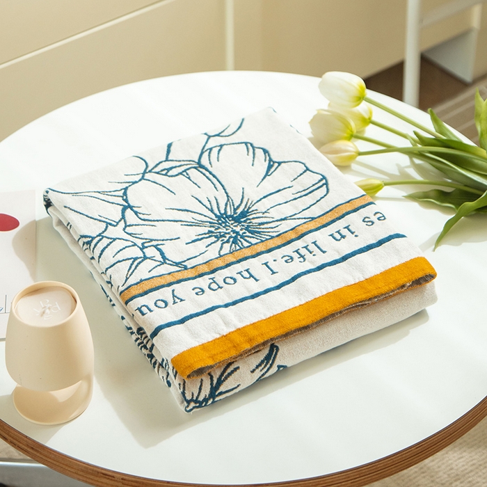 91家纺网 家纺一手货源 找家纺 雯雨家纺 2023新款全棉卡通系列纱布浴巾 花仙子-白