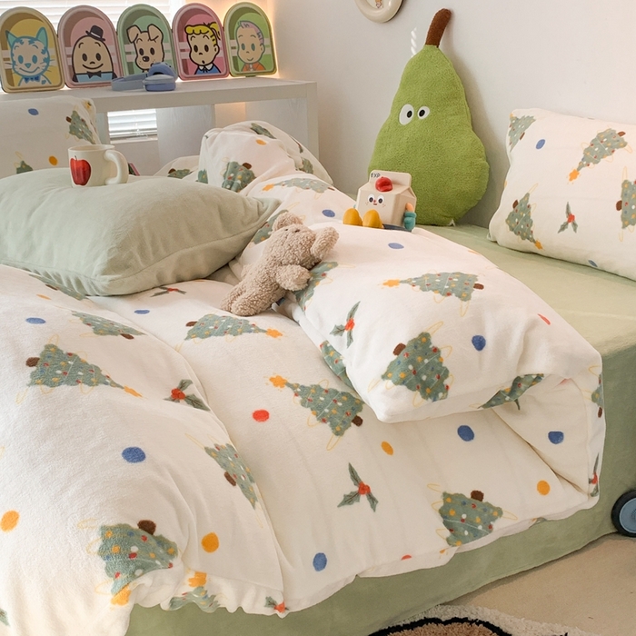 91家纺网 家纺一手货源 找家纺 昔可家纺 2023新款圣诞款四件套 彩色波点圣诞树