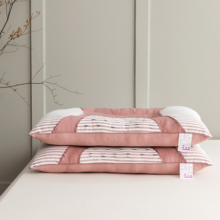 91家纺网 家纺一手货源 找家纺 梦叶草 2023新款全棉锦绣磁石决明子枕芯 全棉锦绣磁石决明子粉色*2