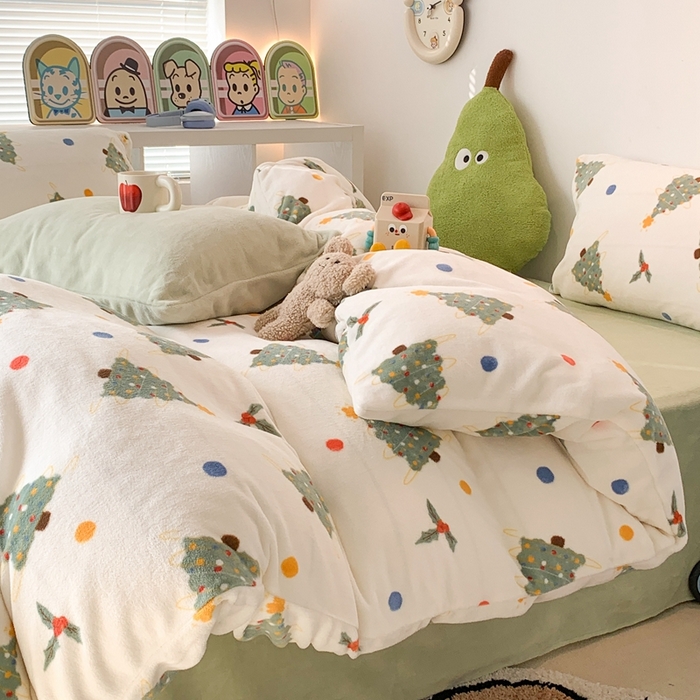 91家纺网 家纺一手货源 找家纺 昔可家纺 2023新款圣诞款四件套 彩色波点圣诞树