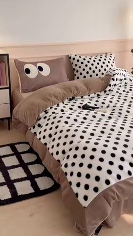 91家纺网 家纺一手货源 找家纺 昔可家纺 2023新款波点兔兔绒拼接牛奶绒四件套 白底波点