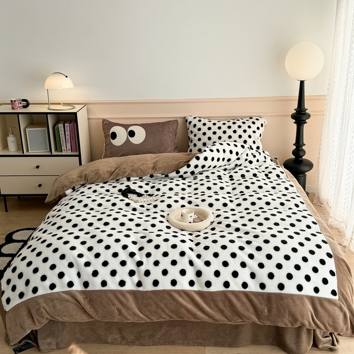 91家纺网 家纺一手货源 找家纺 （总）昔可家纺 2023新款波点兔兔绒拼接牛奶绒四件套