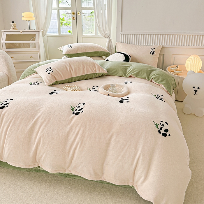 91家纺网 家纺一手货源 找家纺 （总）木堇家居 2023秋冬新款牛奶绒毛巾绣四件套