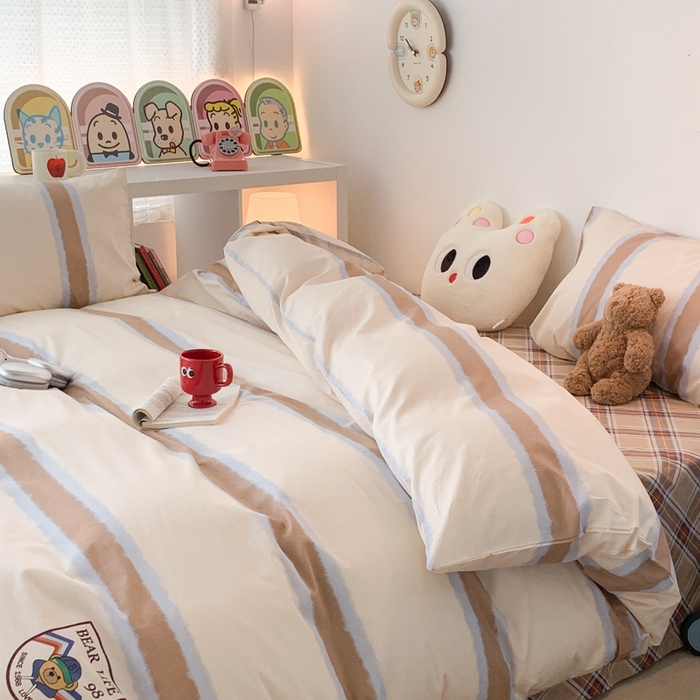 91家纺网 家纺一手货源 找家纺 昔可家纺 2023新款全棉四件套-ins卡通系列 棕条英伦熊