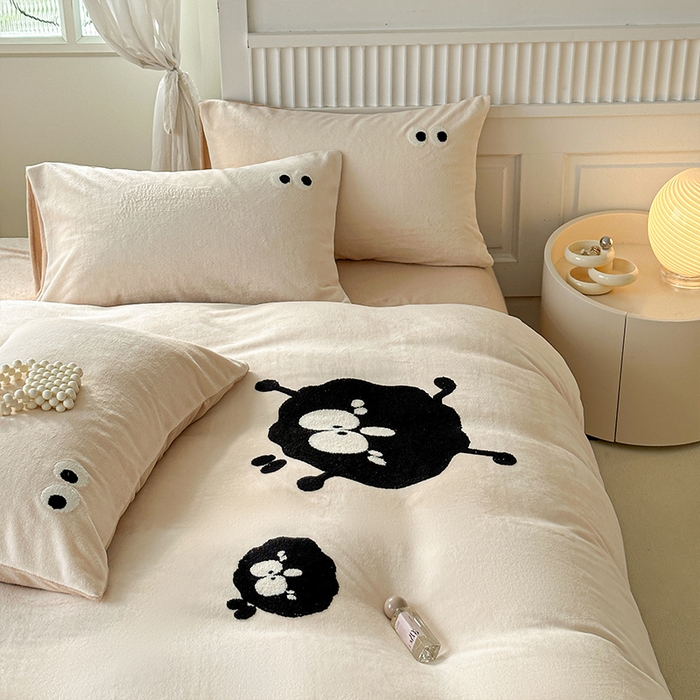 91家纺网 家纺一手货源 找家纺 木堇家居 2023秋冬新款牛奶绒毛巾绣四件套 黑煤球