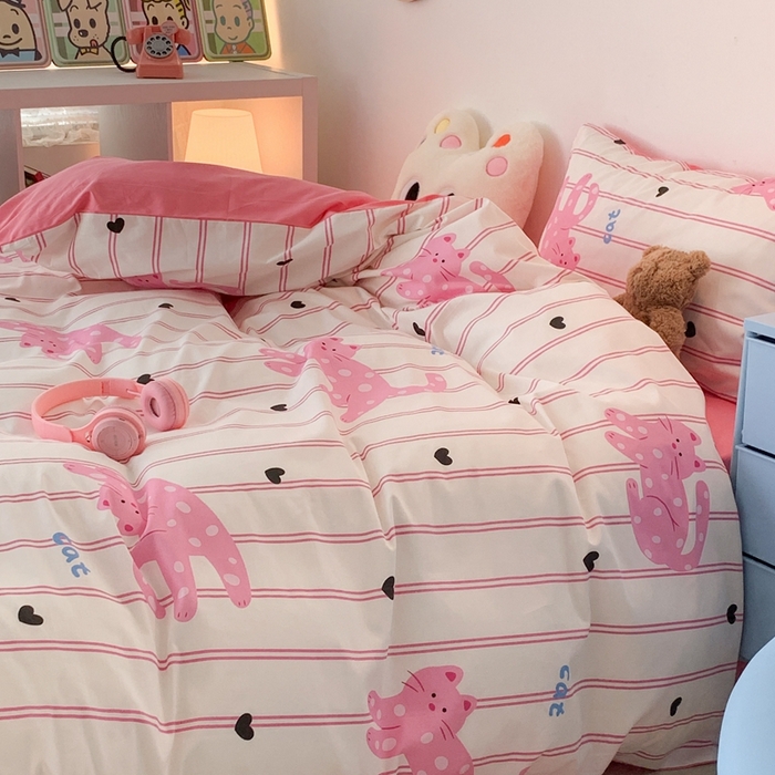 91家纺网 家纺一手货源 找家纺 昔可家纺 2023新款全棉四件套-潮趣系列 粉条爱心猫