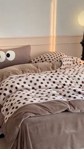 91家纺网 家纺一手货源 找家纺 （总）昔可家纺 2023新款波点兔兔绒拼接牛奶绒四件套