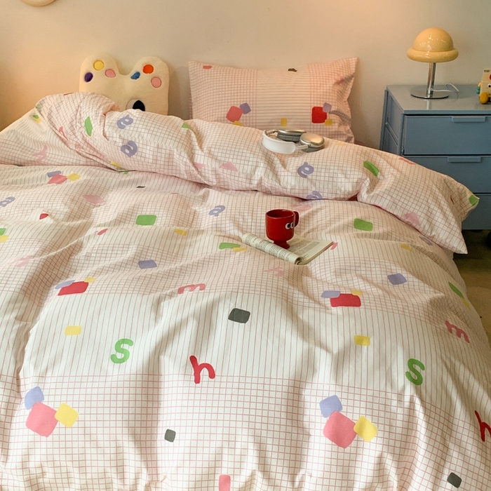 91家纺网 家纺一手货源 找家纺 昔可家纺 2023新款全棉四件套-潮趣系列 彩格字母