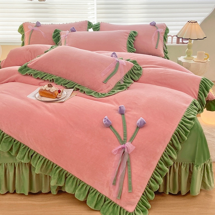 91家纺网 家纺一手货源 找家纺 言熙居 2024新款法莱绒牛奶绒高克重郁金香系列韩版四件套 郁金香粉