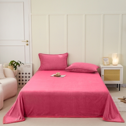 91家纺网 家纺一手货源 找家纺 恋人优选 2023新款牛奶绒毛毯 豆沙粉