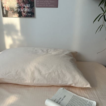 91家纺网 家纺一手货源 找家纺 恋恋三季 2024新款40支13372轻法式小清新田园全棉印花单枕套-春日信（风格一） 胭脂玉