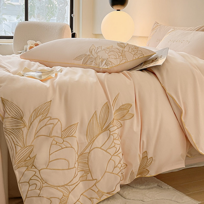 91家纺网 家纺一手货源 找家纺  A类母婴级全棉磨毛四件套纯棉高精密刺绣长绒棉床上用品床笠款 芙蓉-白桃