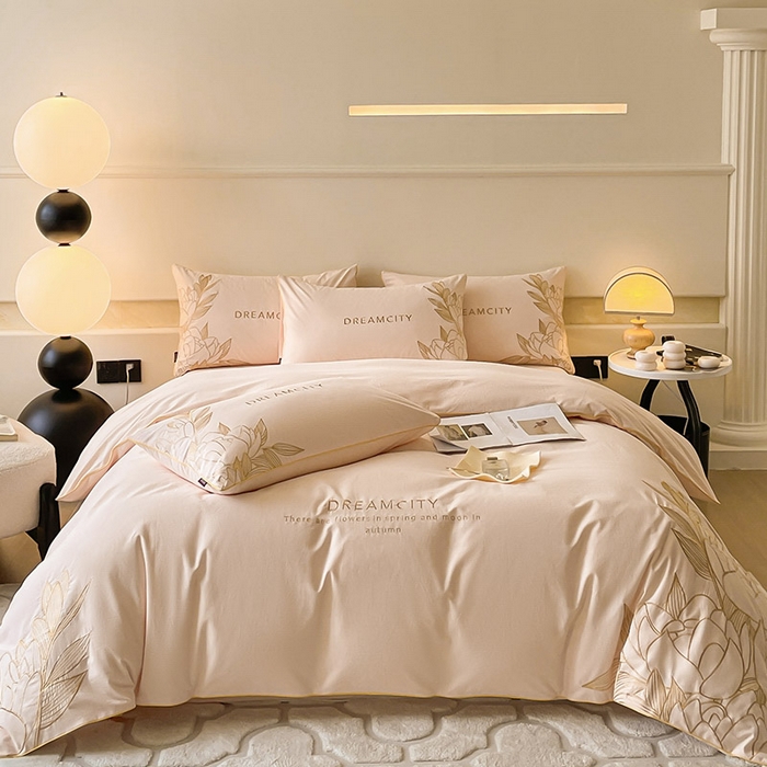 91家纺网 家纺一手货源 找家纺  A类母婴级全棉磨毛四件套纯棉高精密刺绣长绒棉床上用品床笠款 芙蓉-白桃