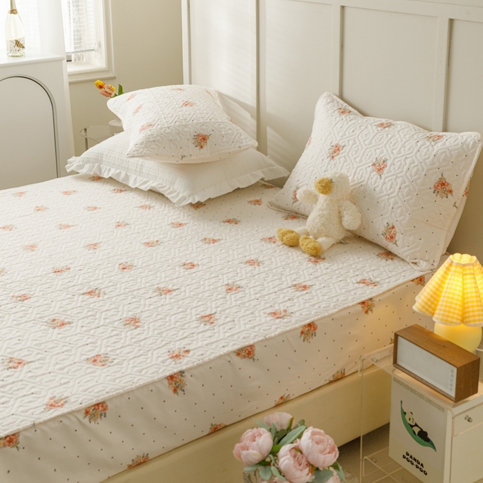 91家纺网 家纺一手货源 找家纺 忘忧草 2023新款A类全棉印花夹棉床笠 花簇-米